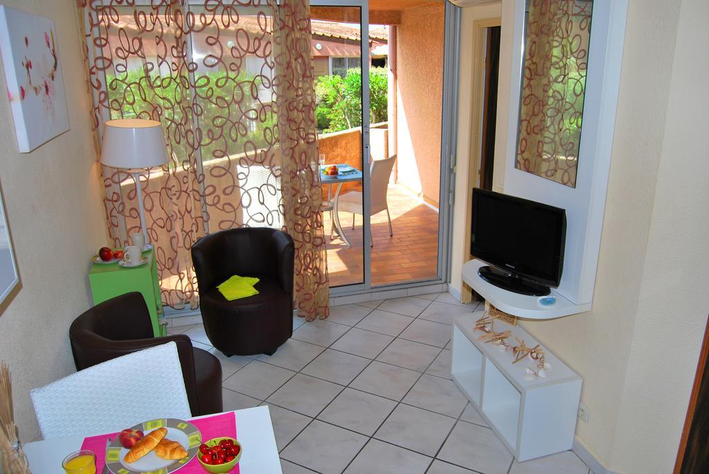 Lagrange Grand Bleu Vacances - Residence Les Jardins De Neptune Saint-Cyprien  Exterior foto
